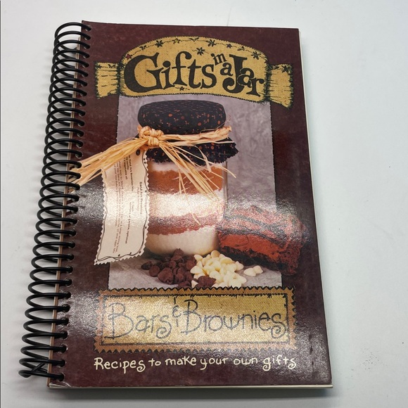 Gifts in a jar Bars & Brownies Recipes to make your own gifts - Picture 1 of 8